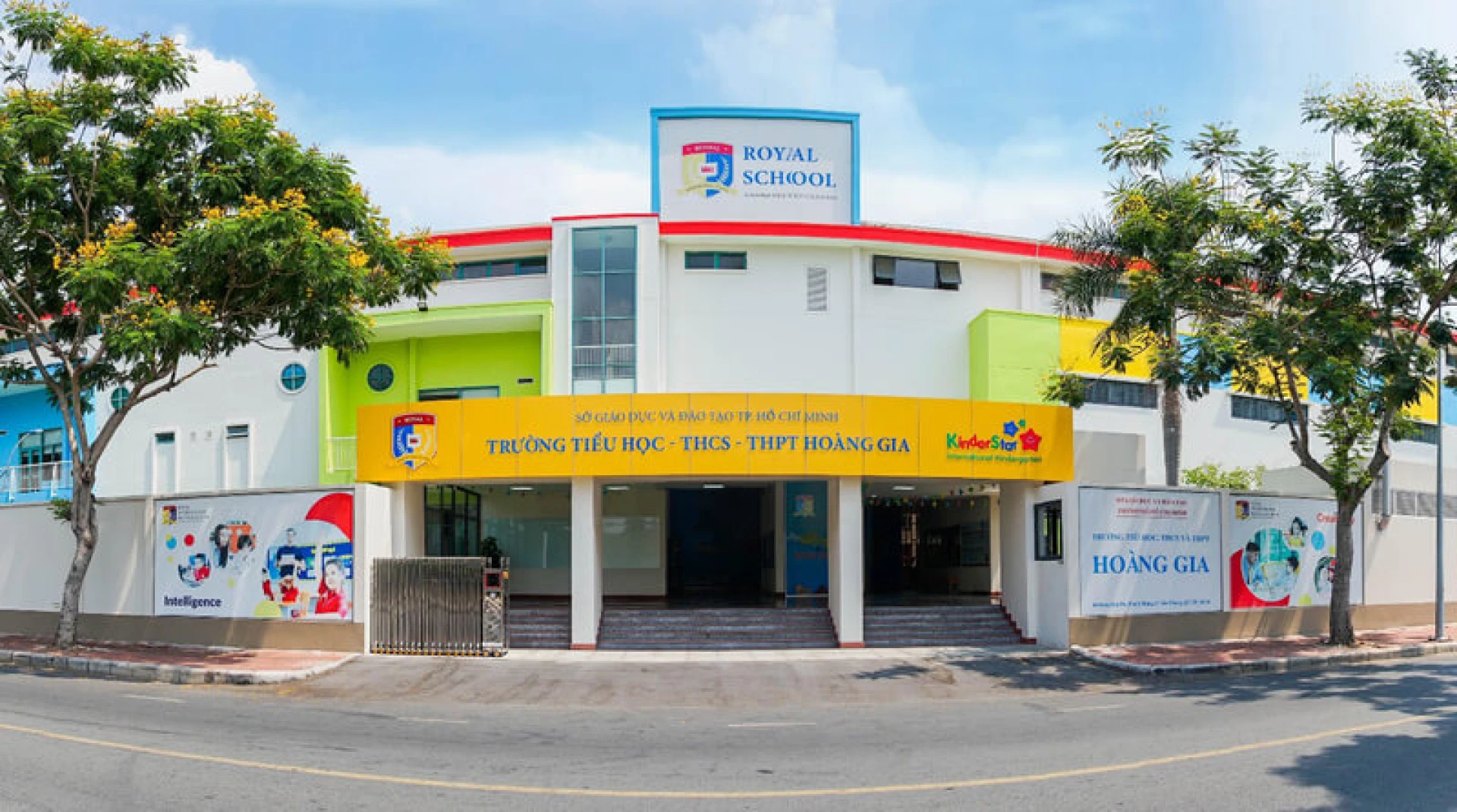 Royal School - Trường Song ngữ Quốc tế Hoàng Gia