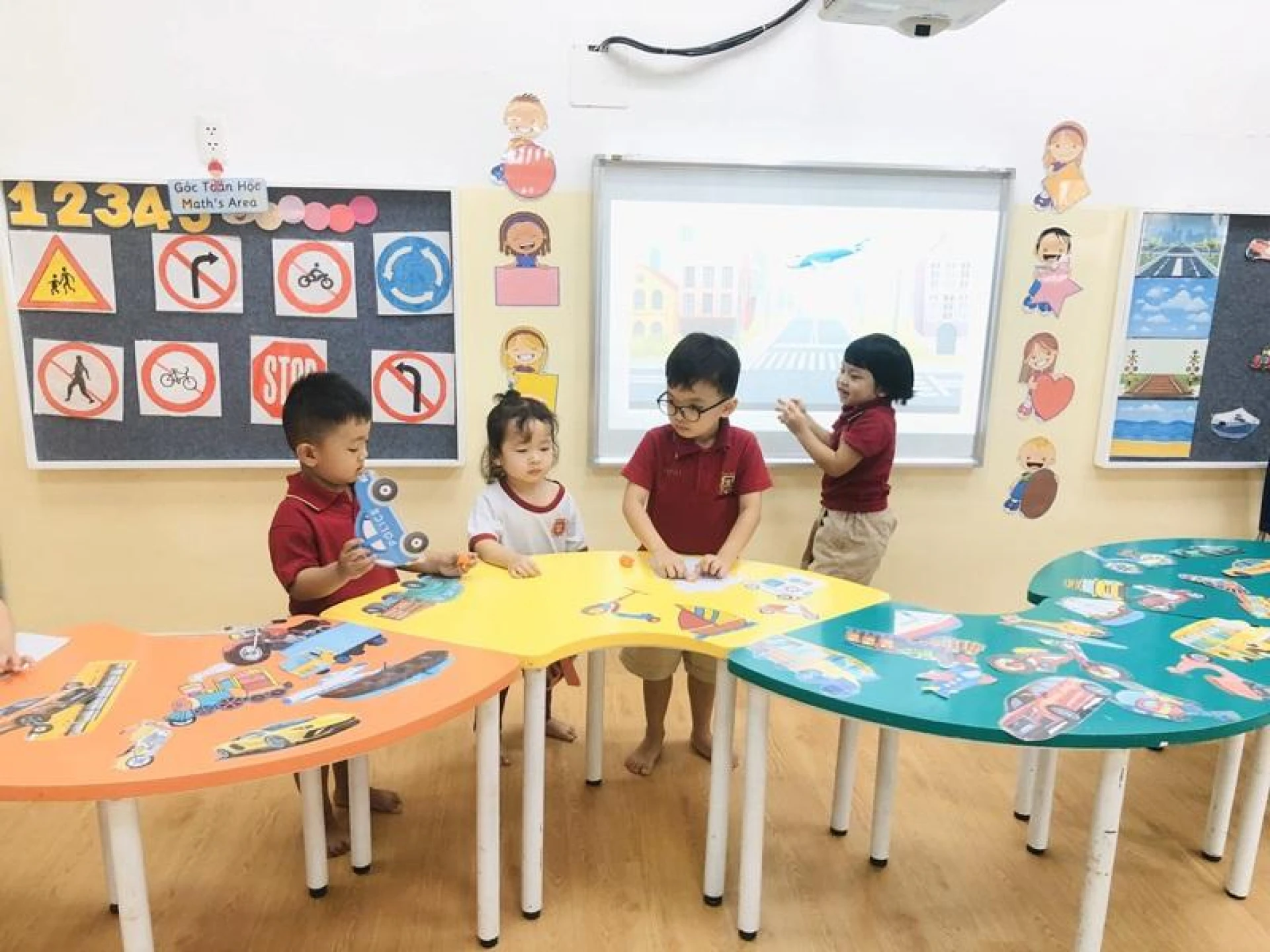 Trường mầm non quốc tế Việt Úc (VAS)