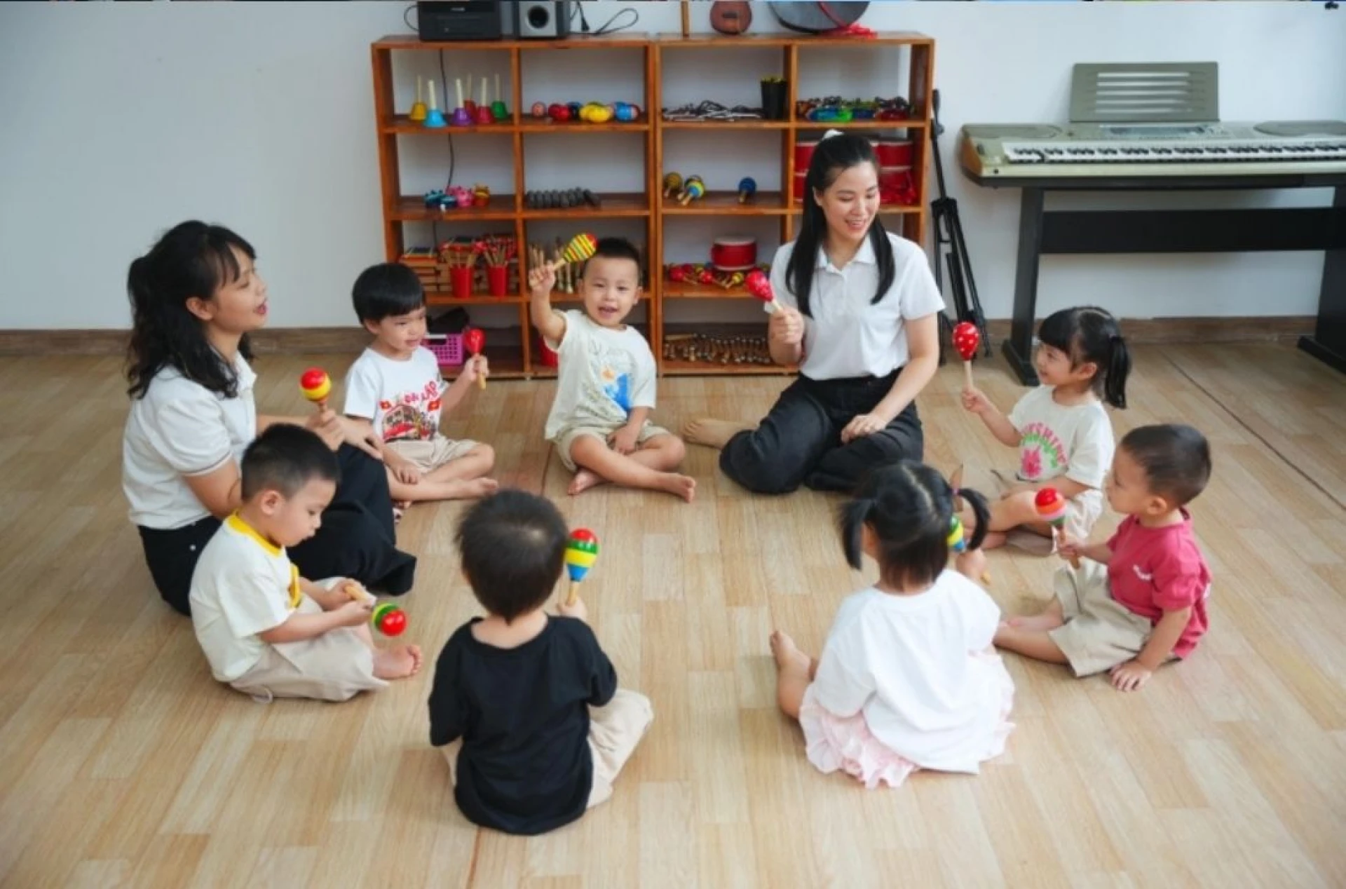 Trường Mẫu Giáo Ivy School Hoàng Văn Thụ