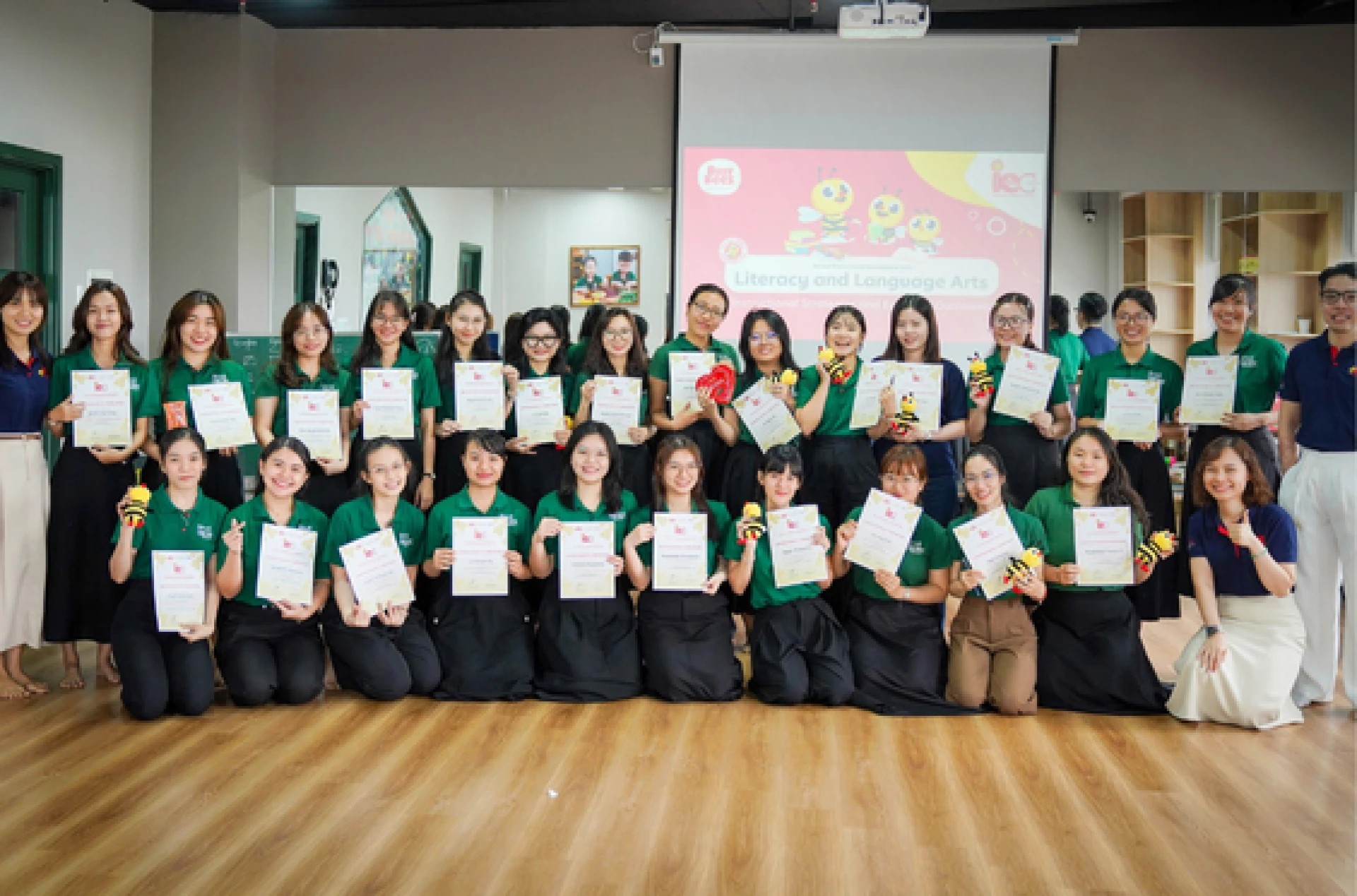 Trường Small Wonder