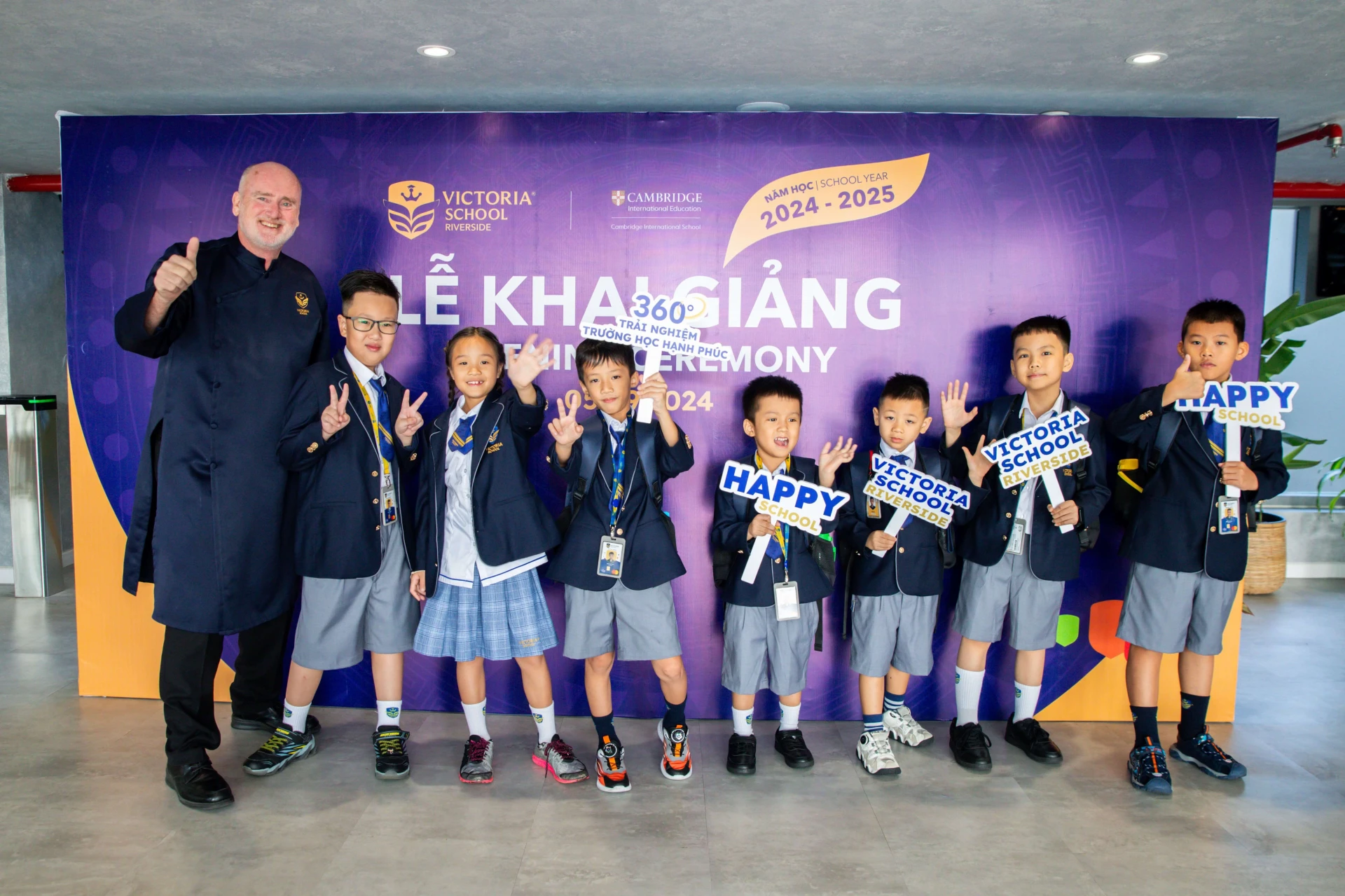 Trường Victoria Riverside