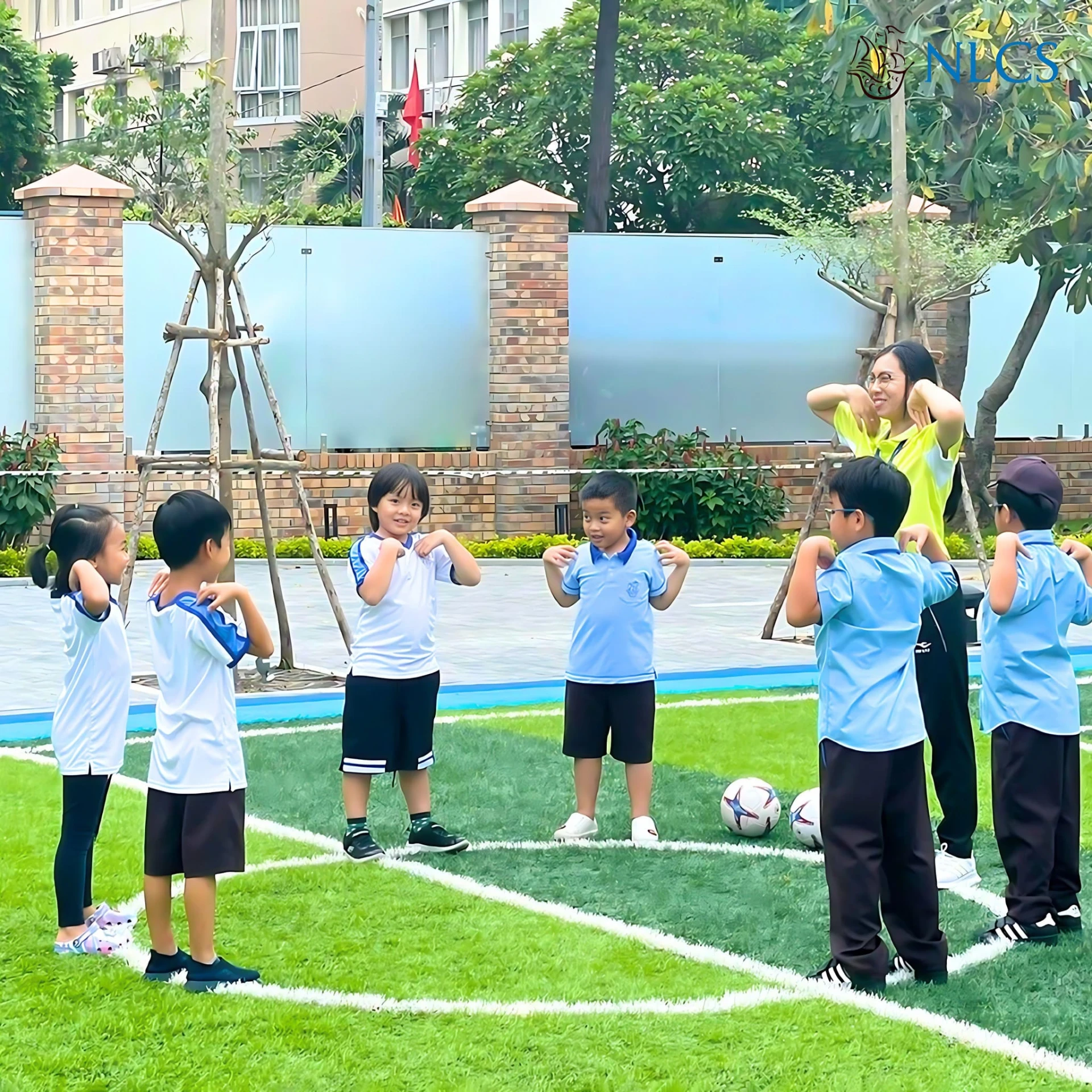 Trường Việt Nam Tinh hoa