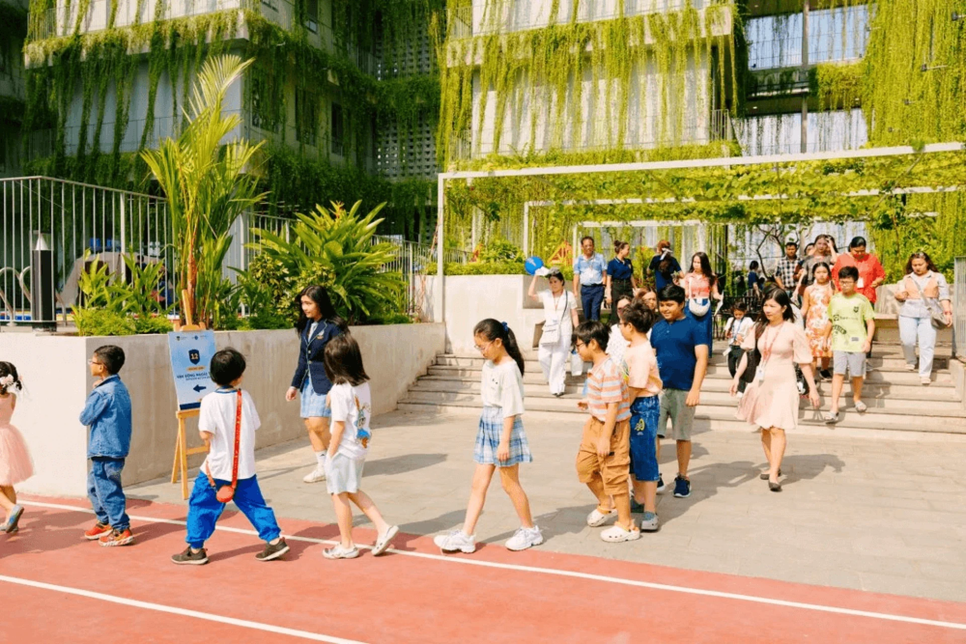 Victoria School Nam Sài Gòn