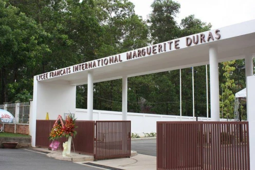 truong-quoc-te-phap-marguerite-duras