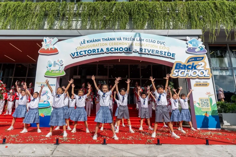victoria school riverside quận 8
