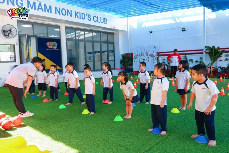 kids-club-9